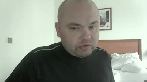 Snapshot of rob18997 chatting on December 5, 2025, 11:19 am rob18997 online show from December 5, 2025, 11:19 am