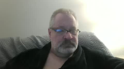 rob872217 online show from April 23, 2026, 8:24 am