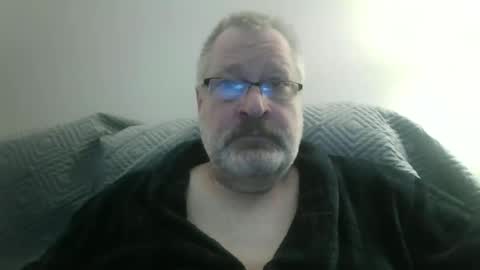 rob872217 online show from April 26, 2026, 10:24 am