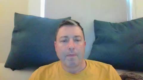 Snapshot of rob_bower_guy chatting on March 5, 2025, 9:15 pm rob_bower_guy online show from March 5, 2025, 9:15 pm