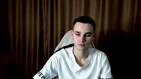 robert10211 online show from January 13, 2026, 6:02 pm