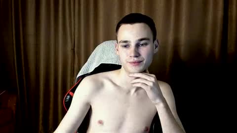 robert10211 online show from January 16, 2026, 3:38 pm