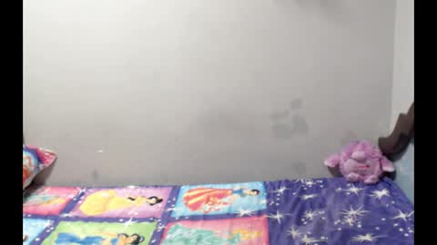 robert_kingg online show from March 15, 2026, 6:41 am