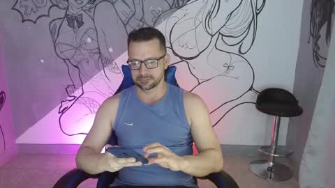 Snapshot of robert_poison1 chatting on November 27, 2025, 6:43 pm Robert online show from November 27, 2025, 6:43 pm