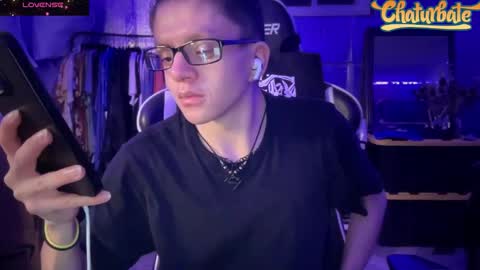 Robert Cici Jr. online show from November 7, 2025, 3:06 am