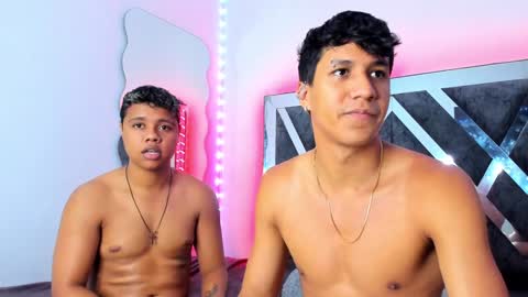 Robert Miller And Mael Thompson  online show from December 18, 2024, 4:31 am