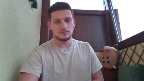 Roberto online show from November 13, 2025, 5:39 am