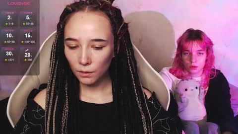 Snapshot of robin_yours chatting on November 18, 2025, 12:31 pm Robin your online show from November 18, 2025, 12:31 pm