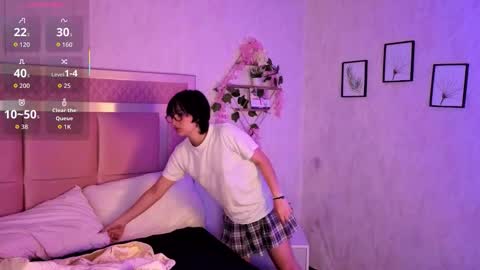 robin D online show from November 16, 2025, 12:11 pm