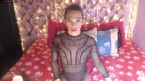 Margot Ferrer online show from November 11, 2025, 5:07 am