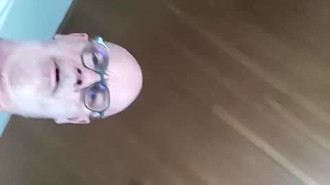 robke1966 online show from February 1, 2026, 7:51 am