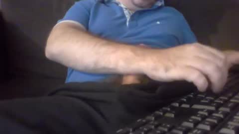 robmutant online show from February 21, 2025, 4:16 pm