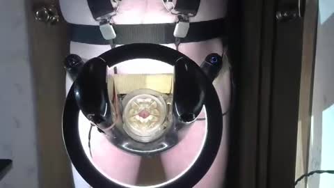 Snapshot of robodickmilker chatting on January 13, 2025, 7:21 am Robodickmilker online show from January 13, 2025, 7:21 am