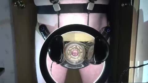 Snapshot of robodickmilker chatting on January 26, 2025, 5:55 pm Robodickmilker online show from January 26, 2025, 5:55 pm