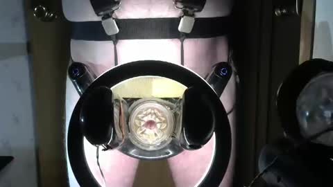 Snapshot of robodickmilker chatting on February 15, 2025, 9:15 pm Robodickmilker online show from February 15, 2025, 9:15 pm