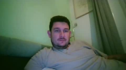 Robin online show from October 13, 2025, 9:04 pm