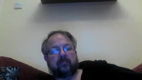 Snapshot of robx32 chatting on February 5, 2025, 9:18 pm Rob online show from February 5, 2025, 9:18 pm