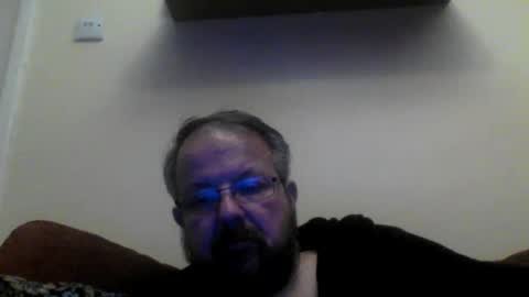 Snapshot of robx32 chatting on February 15, 2025, 11:25 pm Rob online show from February 15, 2025, 11:25 pm