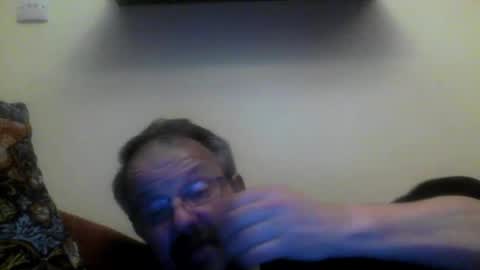 Snapshot of robx32 chatting on March 6, 2025, 11:09 pm Rob online show from March 6, 2025, 11:09 pm
