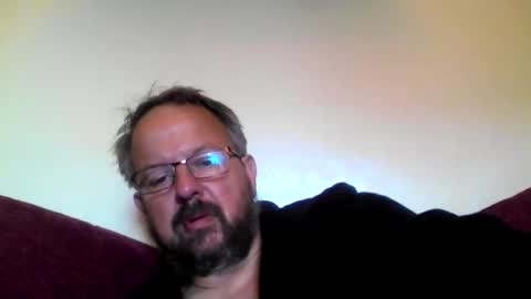 Snapshot of robx32 chatting on September 16, 2025, 7:42 am Rob online show from September 16, 2025, 7:42 am