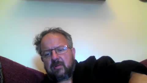 Snapshot of robx32 chatting on September 18, 2025, 7:43 am Rob online show from September 18, 2025, 7:43 am