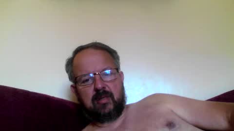Snapshot of robx32 chatting on September 19, 2025, 10:38 am Rob online show from September 19, 2025, 10:38 am
