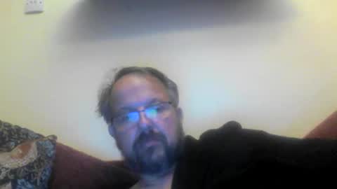 Snapshot of robx32 chatting on October 18, 2025, 1:41 am Rob online show from October 18, 2025, 1:41 am