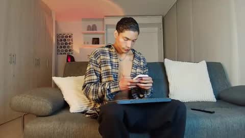 roby_millerr online show from February 20, 2026, 12:07 am