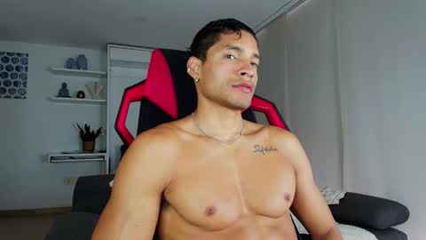 roby_millerr online show from April 8, 2026, 9:26 pm