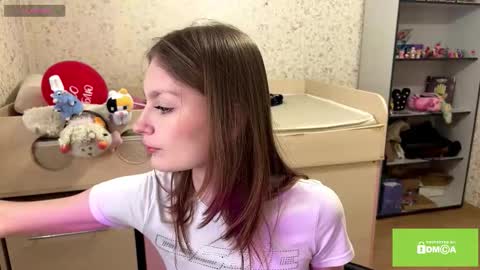 robynsentinella online show from March 10, 2026, 2:16 am