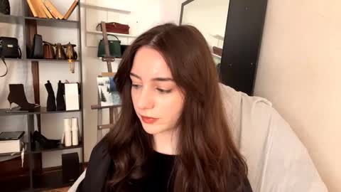 Snapshot of rochelgloff chatting on November 25, 2025, 10:15 am Marry online show from November 25, 2025, 10:15 am