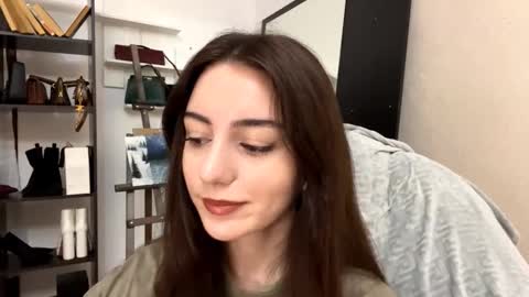 Snapshot of rochelgloff chatting on November 28, 2025, 10:07 am Marry online show from November 28, 2025, 10:07 am