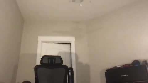 rockboy3000 online show from February 2, 2025, 3:32 am