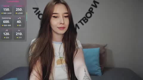 rocketsgirl online show from November 2, 2025, 5:43 am