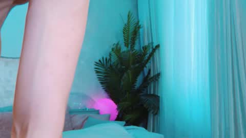 Lina and Den online show from September 30, 2025, 10:09 am