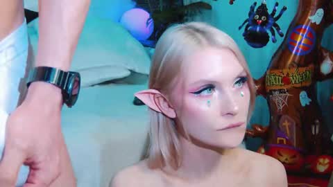 Lina and Den online show from October 26, 2025, 11:05 am