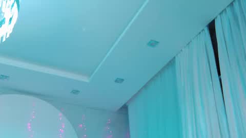 Lina and Den online show from January 6, 2026, 6:39 am