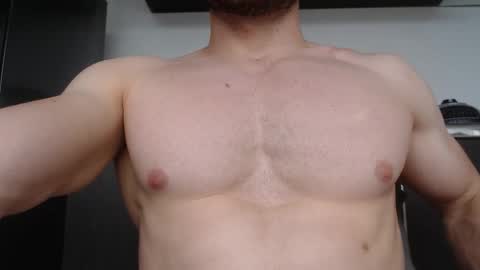 rocky muscle online show from November 19, 2025, 8:20 pm