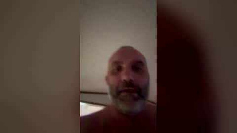 roddyt1127 online show from April 5, 2026, 9:45 pm