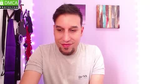 Thiago independent model online show from February 8, 2026, 4:10 pm