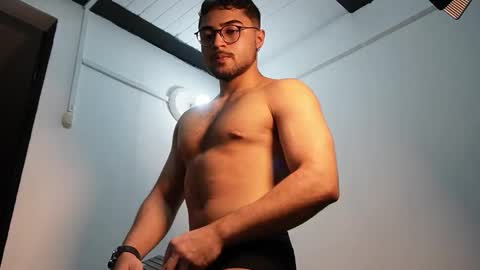 Roger Belmont online show from November 5, 2025, 4:34 am