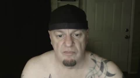 Snapshot of roinaz chatting on December 15, 2024, 7:35 am roinaz online show from December 15, 2024, 7:35 am