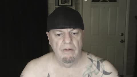 Snapshot of roinaz chatting on December 28, 2024, 8:15 pm roinaz online show from December 28, 2024, 8:15 pm