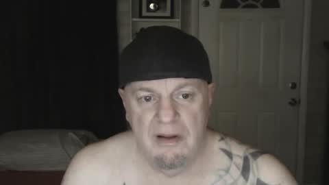 Snapshot of roinaz chatting on December 29, 2024, 8:11 am roinaz online show from December 29, 2024, 8:11 am