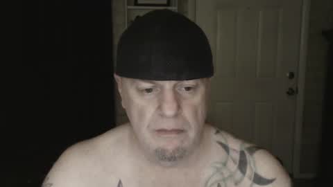 Snapshot of roinaz chatting on January 1, 2025, 12:43 am roinaz online show from January 1, 2025, 12:43 am