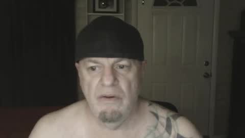 Snapshot of roinaz chatting on January 8, 2025, 1:53 am roinaz online show from January 8, 2025, 1:53 am