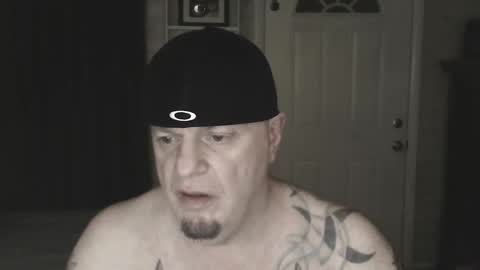 Snapshot of roinaz chatting on January 13, 2025, 6:27 am roinaz online show from January 13, 2025, 6:27 am