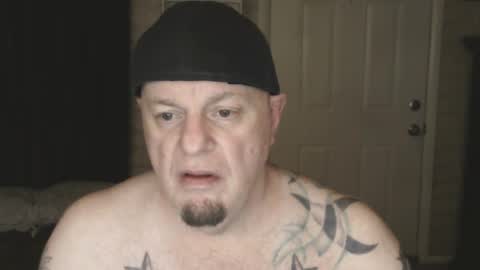 Snapshot of roinaz chatting on January 25, 2025, 11:02 am roinaz online show from January 25, 2025, 11:02 am