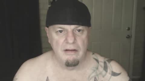 Snapshot of roinaz chatting on January 31, 2025, 7:51 pm roinaz online show from January 31, 2025, 7:51 pm