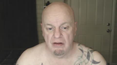 Snapshot of roinaz chatting on February 8, 2025, 8:42 am roinaz online show from February 8, 2025, 8:42 am